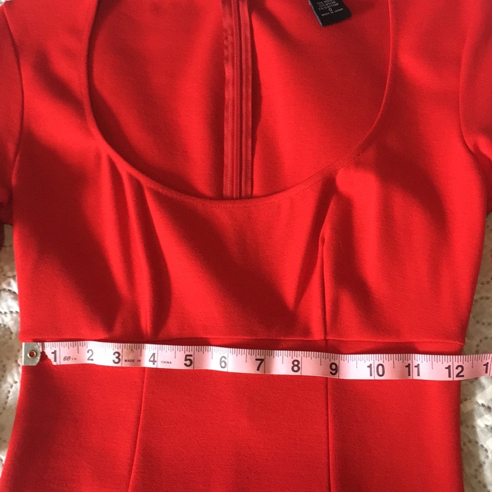 Red Dress - Picture 3 of 7
